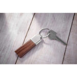 LLAVERO MORAT BEIGE M 6950 BE (MADERA / METAL) - Image 2