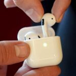 AUDÍFONOS JUSTIN BLANCO (SO 078 - PLÁSTICO) - Image 3