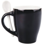 TAZA BICOLOR C/CUCHARA 12 OZ LONDON TAC11 NEGRO (CERÁMICA / A040098 /  ARTICULOS PROMOCIONALES)