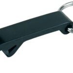 LLAVERO DESTAPADOR (T72 NEGRO)