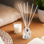 KTC 950 B - SET DE HOGAR ALICE BLANCO (BLANCO / VIDRIO / CERA DE SOYA / FIBRA DE POLIESTER /  FRAGANCIA) - Image 2